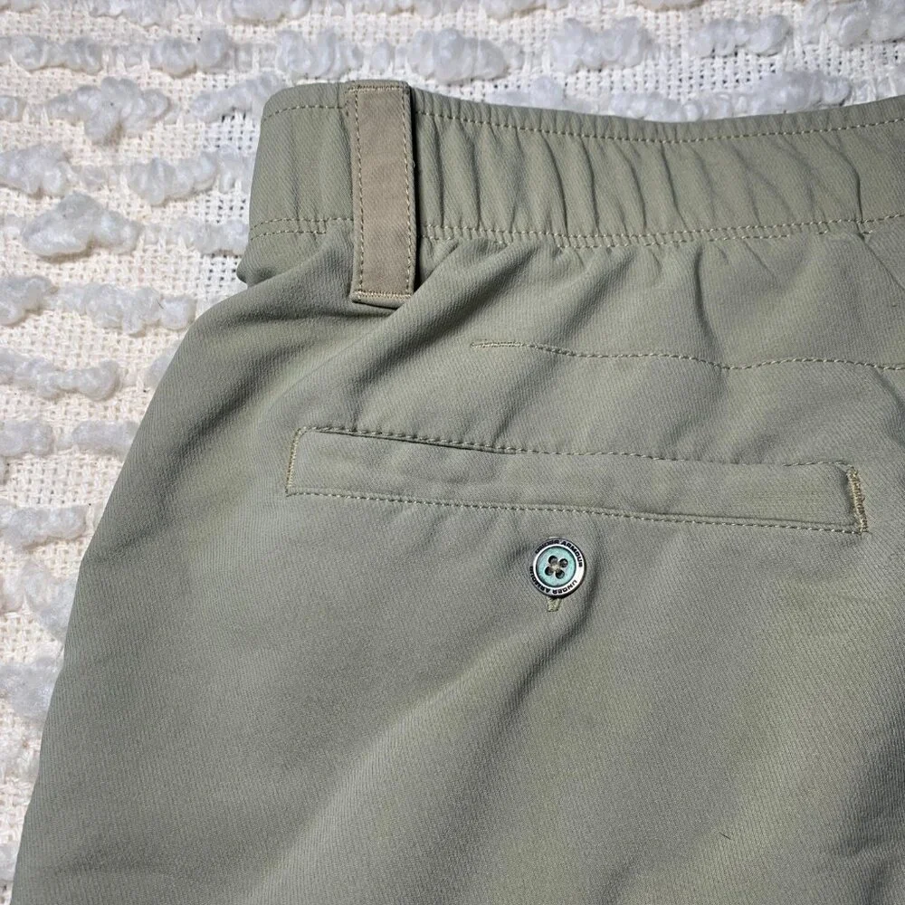 Men's Under Armour Tan/Khaki Golf Performance Bermuda Sports Shorts 34‎